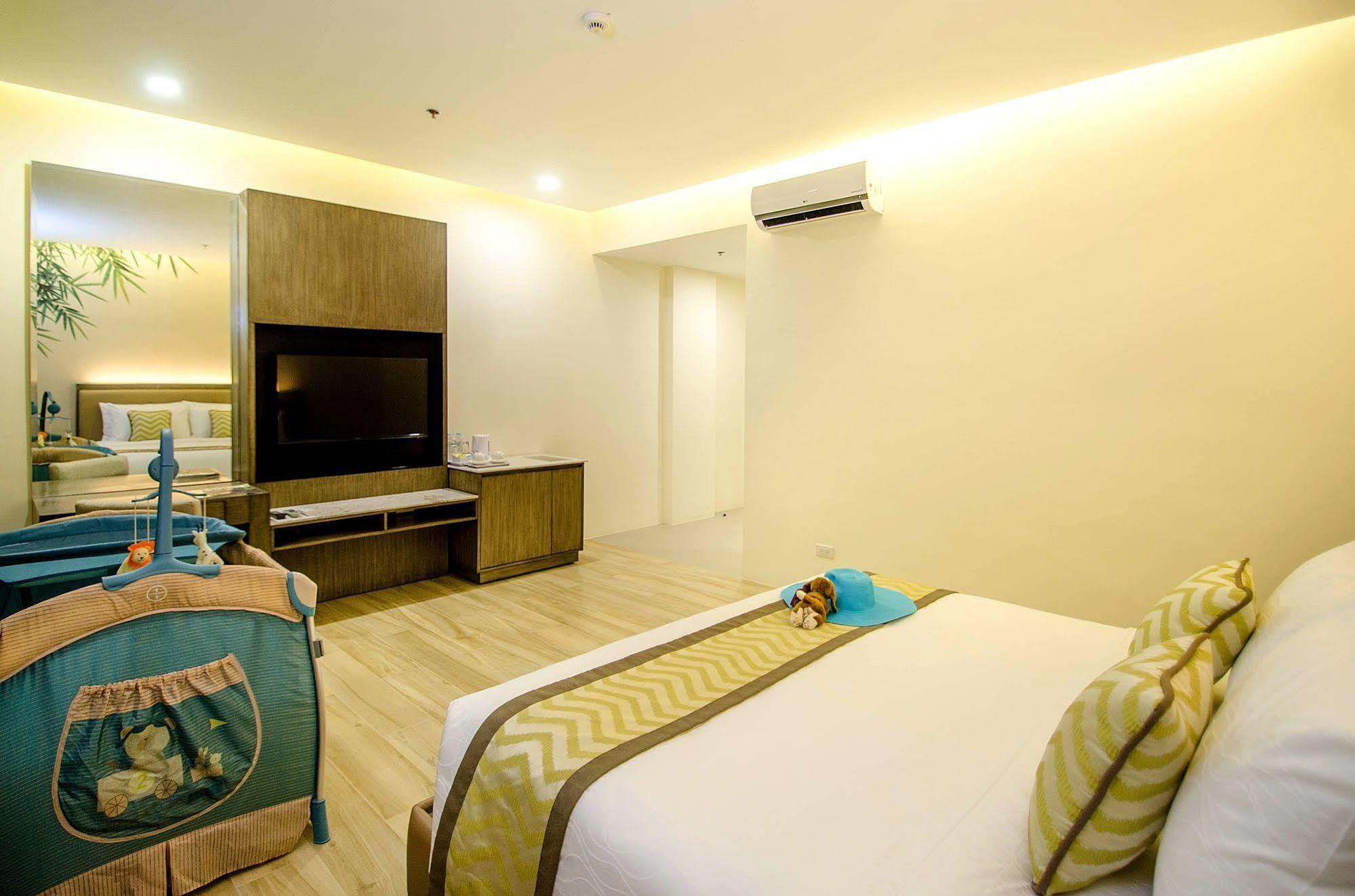 Boracay Haven Hotel